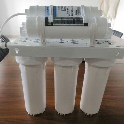 Οικιακή κουζίνα 5 σταδίων UF Ultrafiltration καθαριστικό νερού εντός των απαιτήσεων του πελάτη
